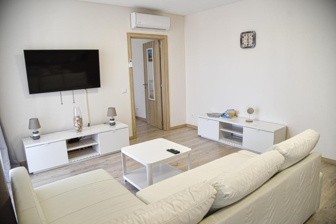 Apartamento Elegante Com Garagem E Piscina Na Praia Da Rocha Portimão Exterior foto