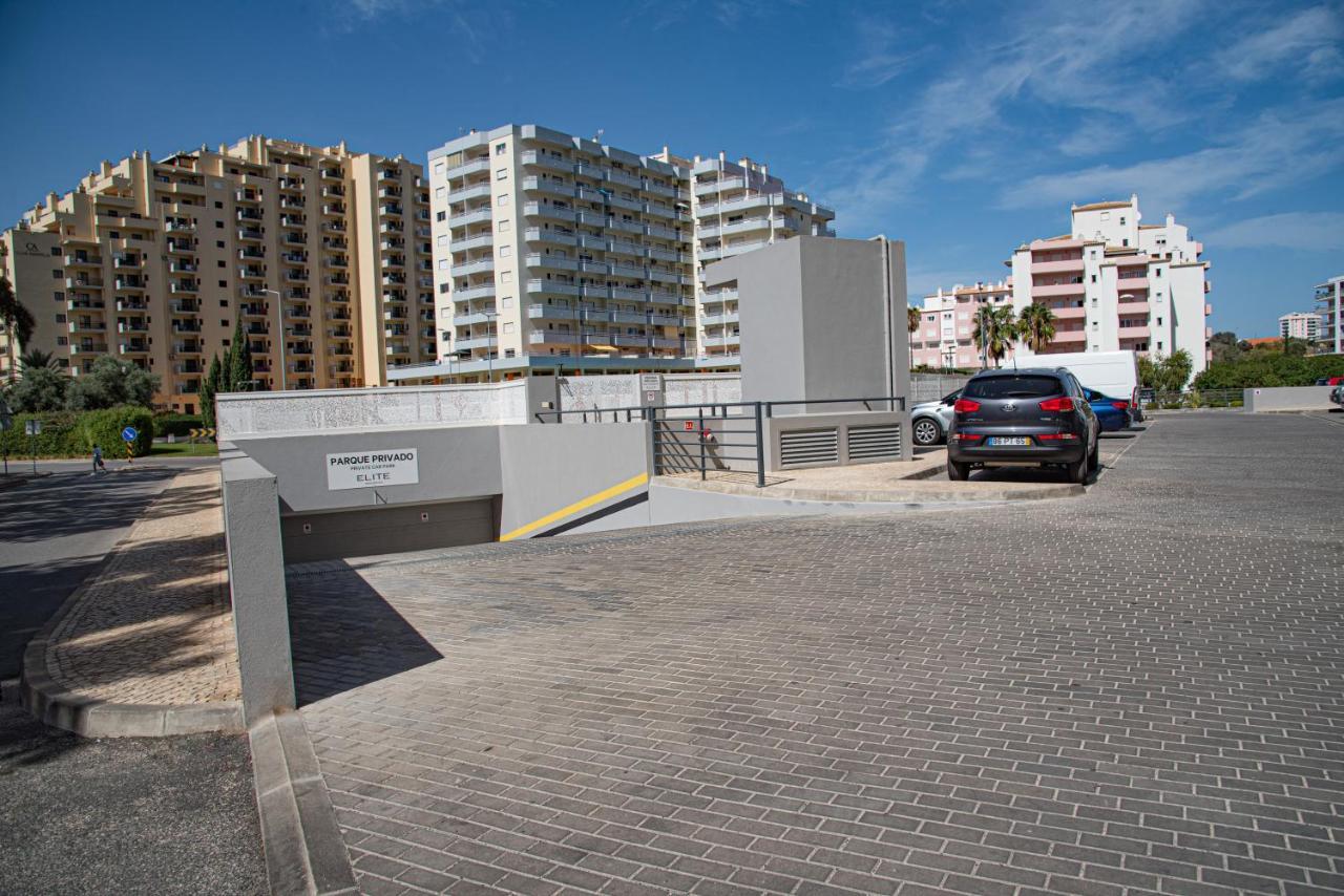 Apartamento Elegante Com Garagem E Piscina Na Praia Da Rocha Portimão Exterior foto