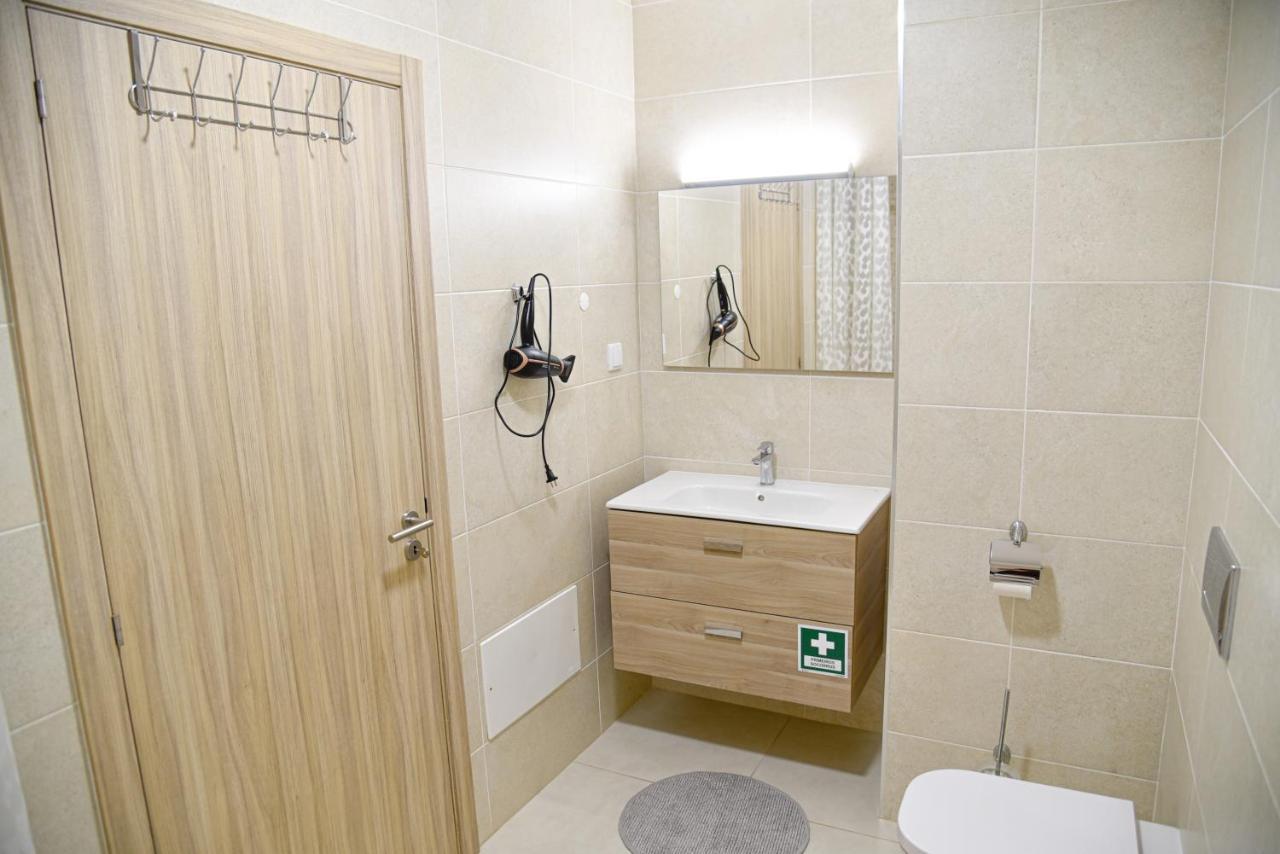 Apartamento Elegante Com Garagem E Piscina Na Praia Da Rocha Portimão Exterior foto
