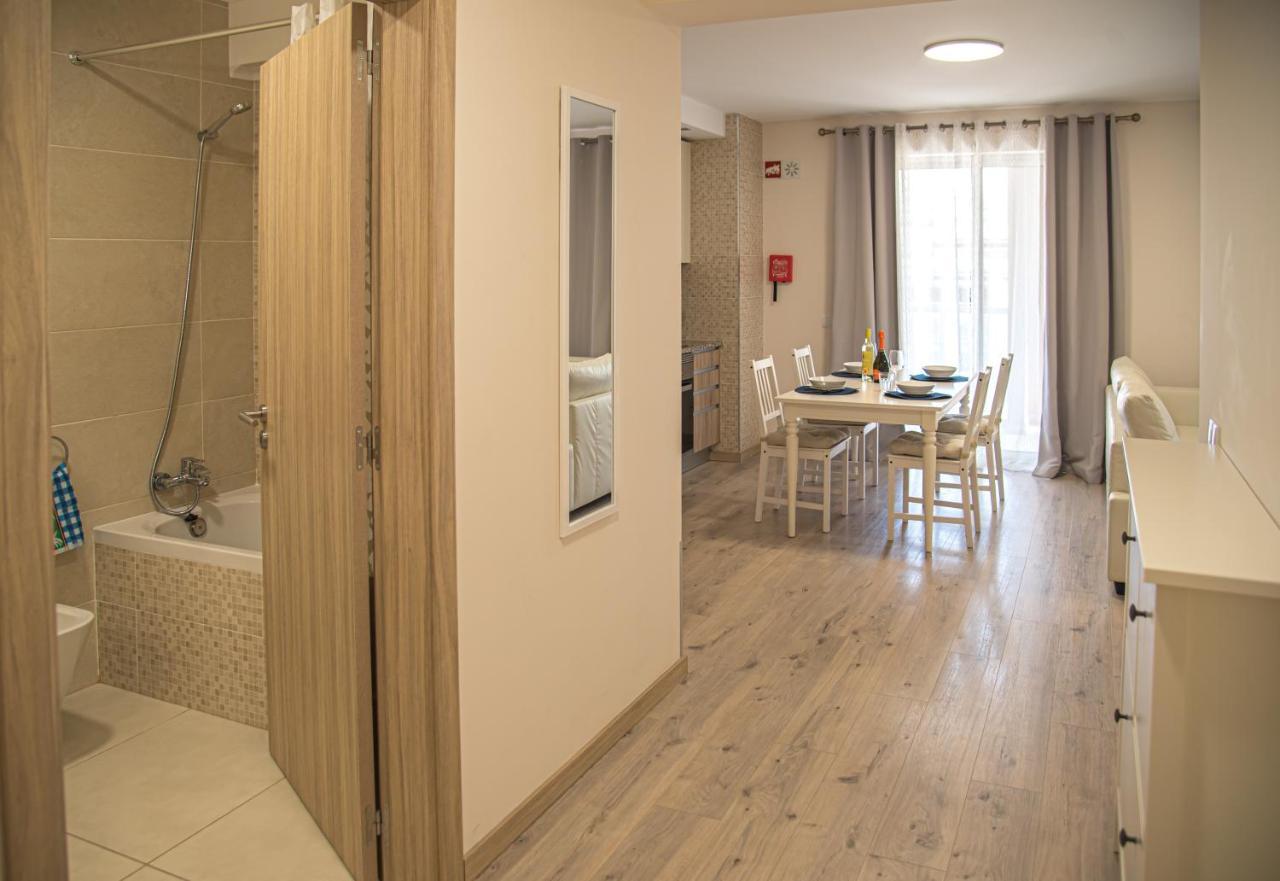 Apartamento Elegante Com Garagem E Piscina Na Praia Da Rocha Portimão Exterior foto