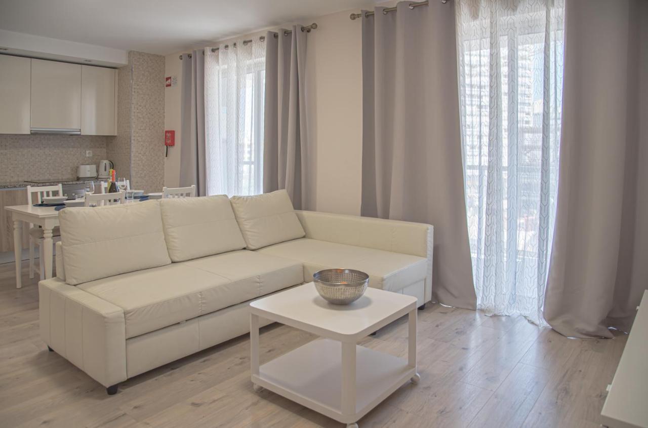 Apartamento Elegante Com Garagem E Piscina Na Praia Da Rocha Portimão Exterior foto