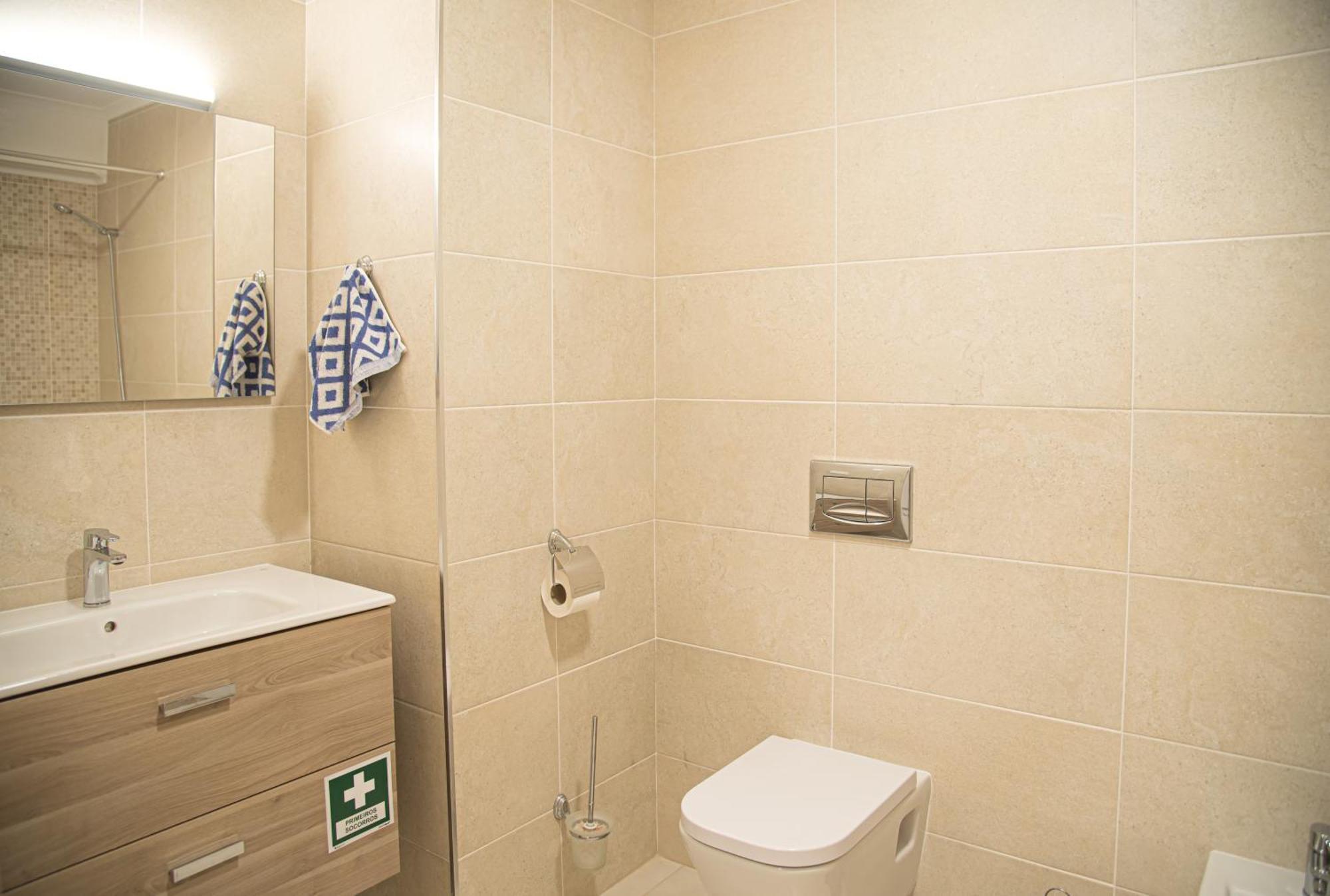 Apartamento Elegante Com Garagem E Piscina Na Praia Da Rocha Portimão Exterior foto