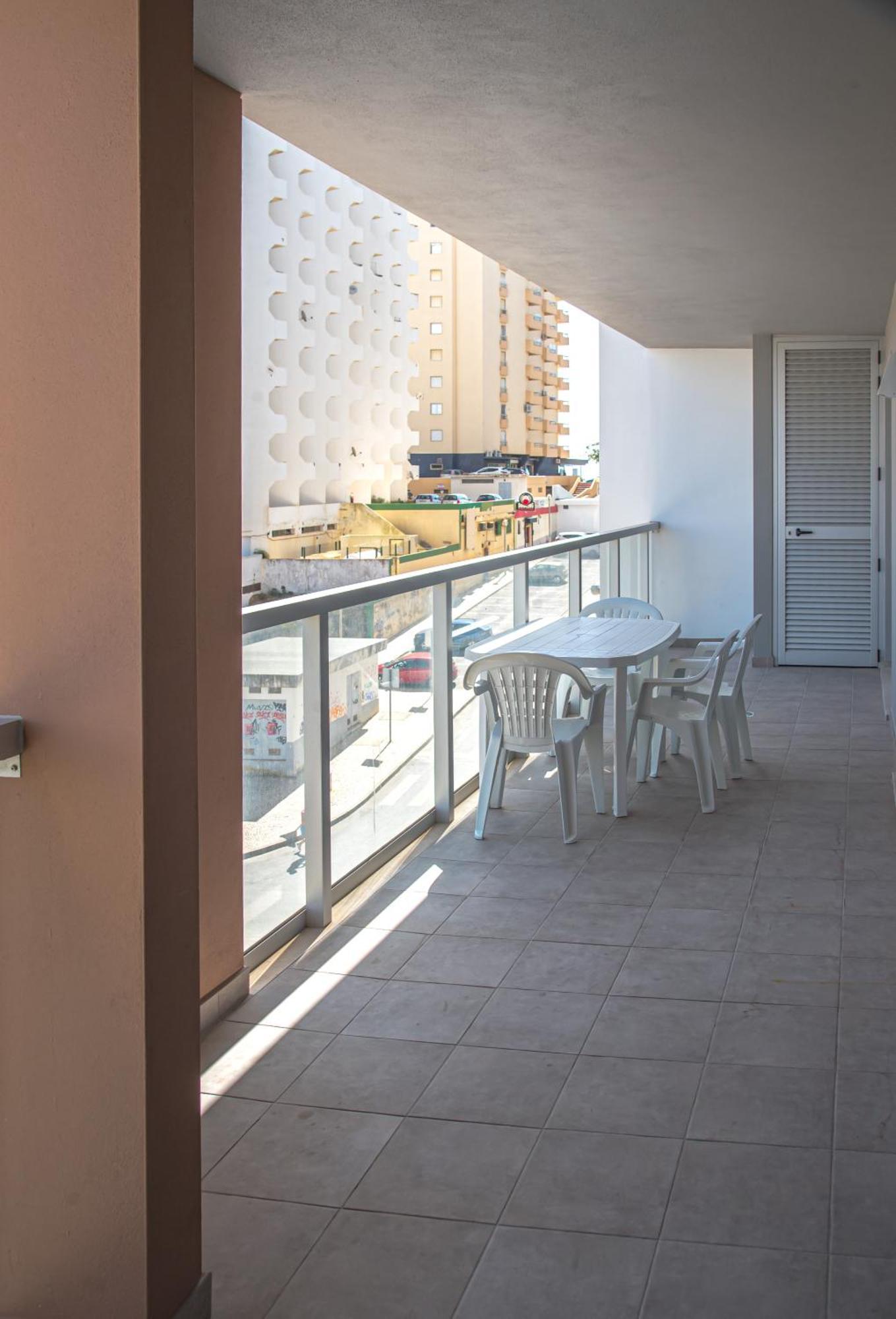 Apartamento Elegante Com Garagem E Piscina Na Praia Da Rocha Portimão Exterior foto